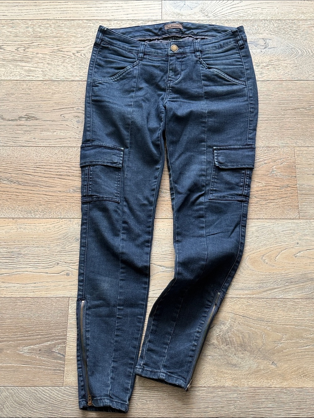 Y2K The Limited Low Rise Dark Indigo Cargo 6 Pocket Ankle Zipper Skinny Jeans-